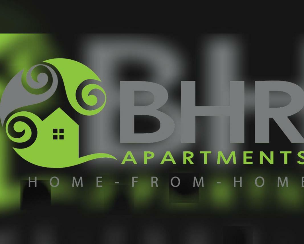 Perfect Central City Location - Parking - 3 Beds - 2 Bedrooms Belfast Exterior foto
