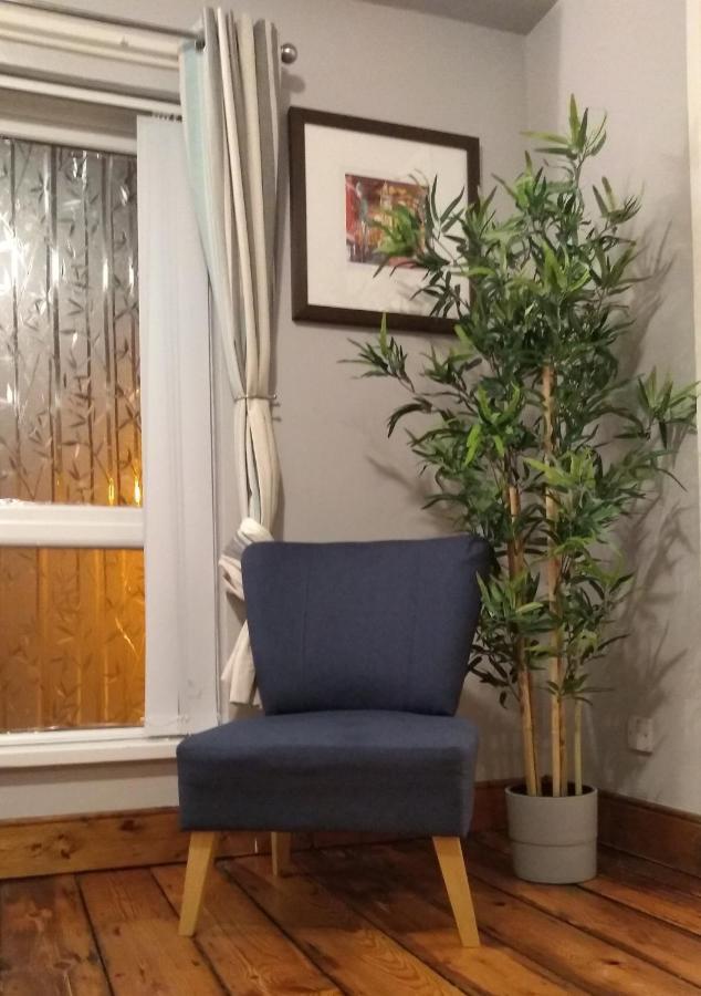 Perfect Central City Location - Parking - 3 Beds - 2 Bedrooms Belfast Exterior foto